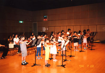 2004年『虹の会 ヴァイオリン教室 夏合宿』♪練習風景♪写真2