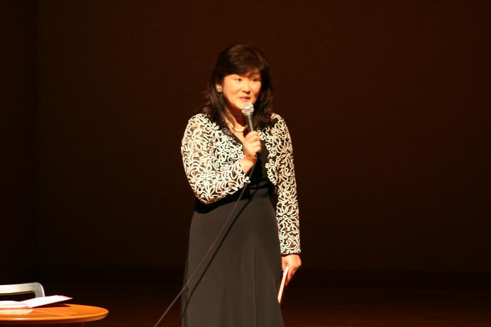 おはなしコンサート「名曲えほん」写真2