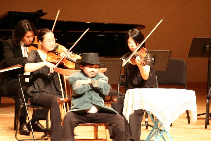 おはなしコンサート「名曲えほん」写真15