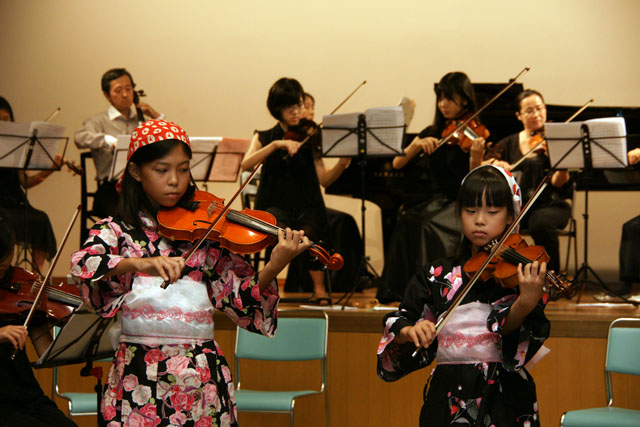 2011年 第12回アンサンブルNIZIコンサートのリハーサル 写真4