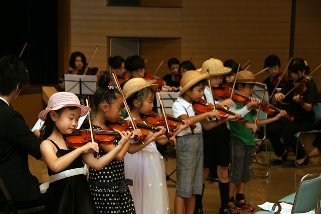 2011年 第12回アンサンブルNIZIコンサートのリハーサル 写真5