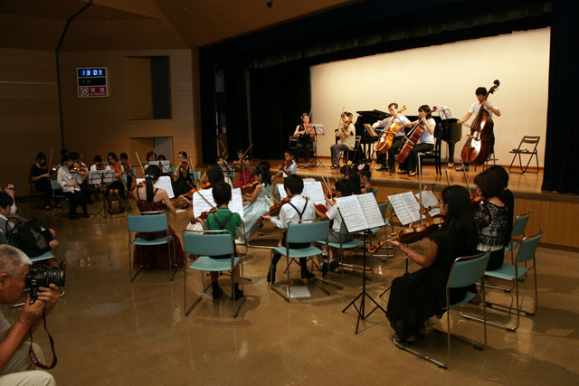 2011年WAKIAIAIコンサート写真9